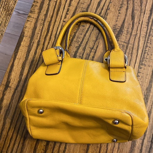Tignanello Leather Handbag-Yellow - Picture 4 of 9